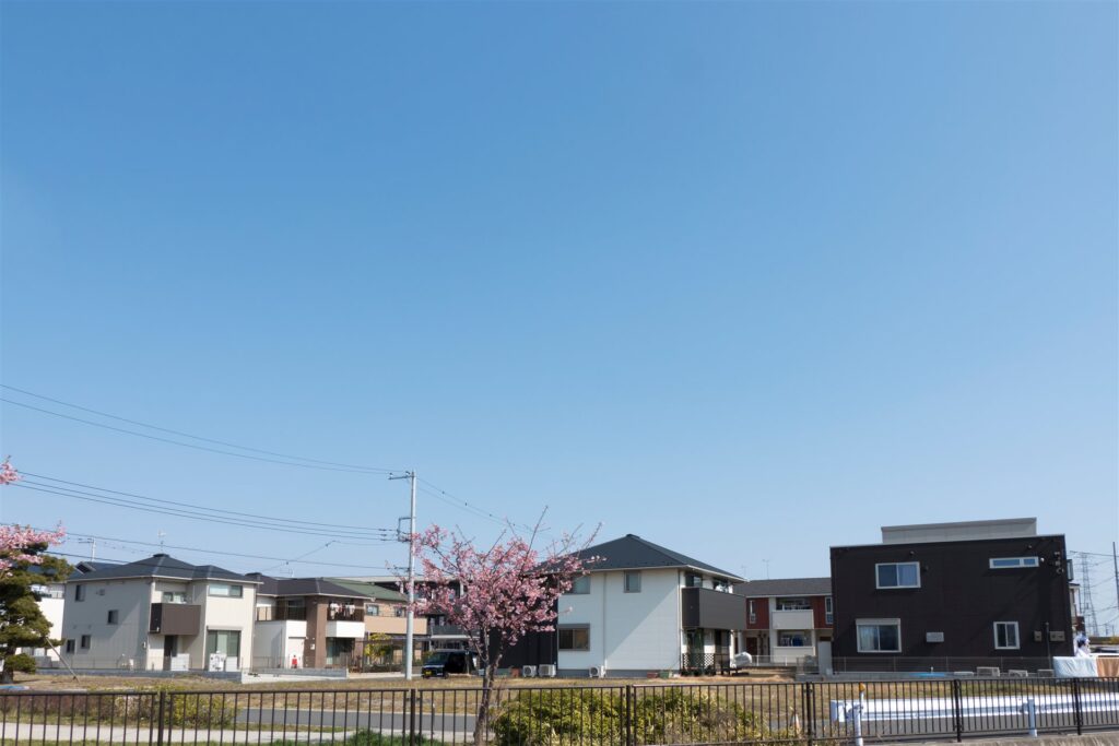 木造の平屋住宅が並ぶ住宅地