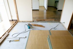 畳を外した和室のリフォーム工事